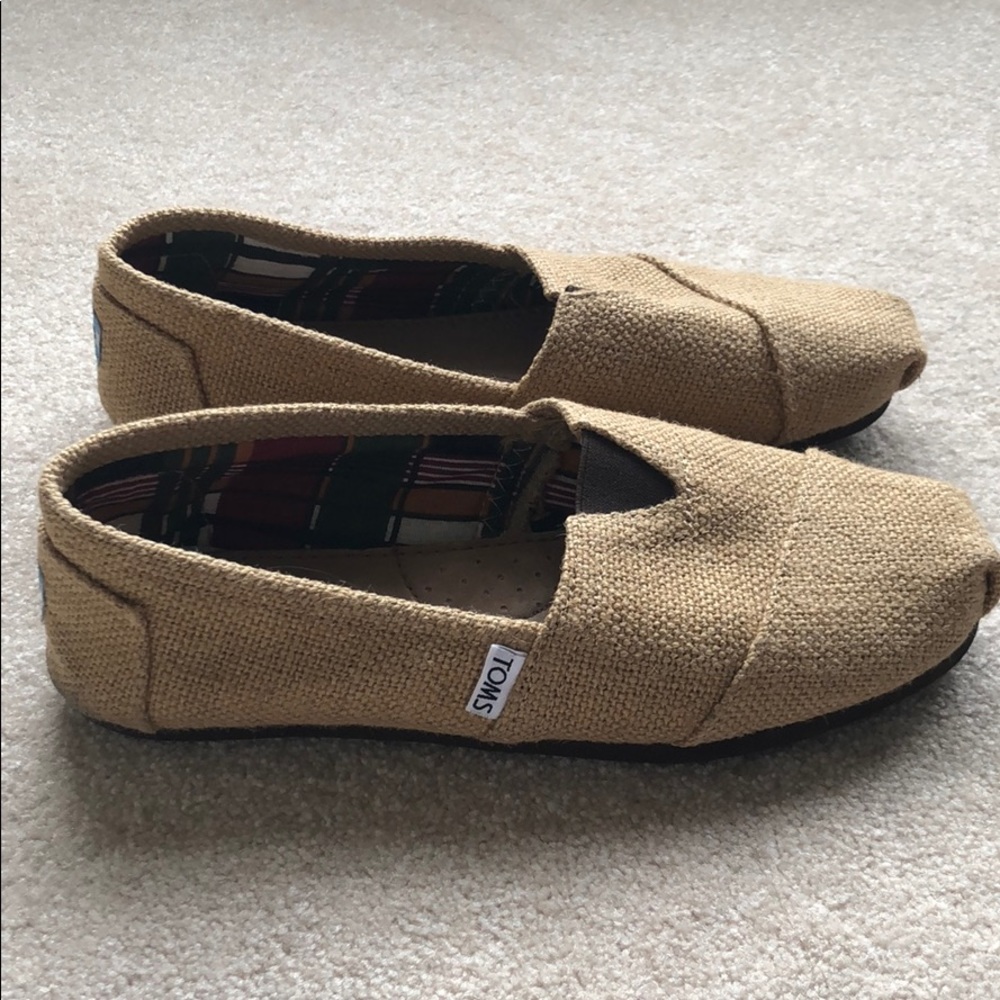 M8.5 Men’s Toms